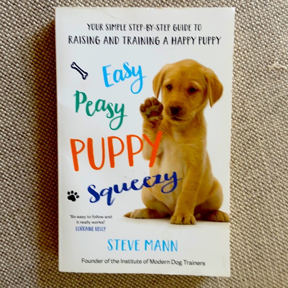 📖 5/25 Easy easy puppy squeezy book
